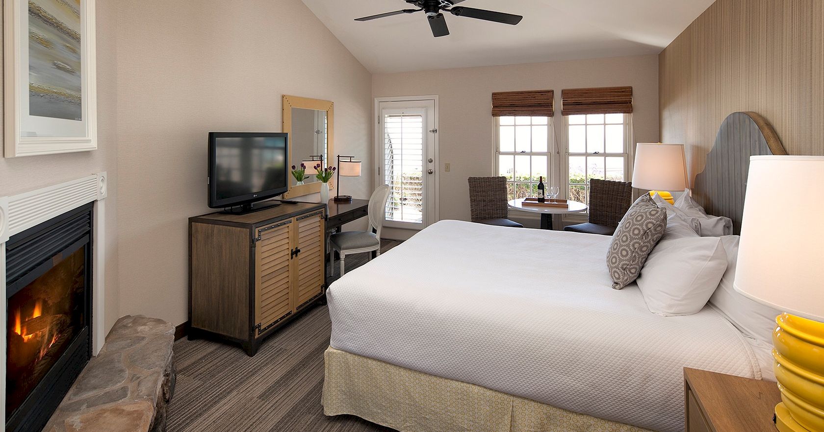 Cottage Inn By The Sea